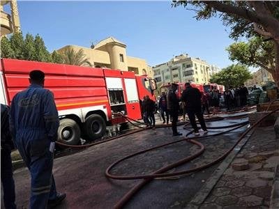 إخماد حريق في مبنى خمس طوابق بمدينة العبور