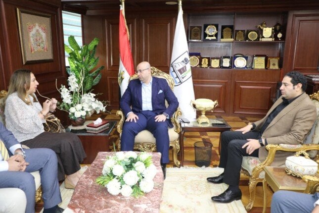 اجتماع مثمر بين محافظ بني سويف ونائب وزير الاتصالات لدفع عجلة التطوير المؤسسي
