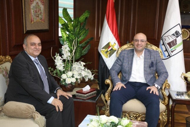 اجتماع محافظ بني سويف مع نائب وزير المالية لمناقشة السياسات الكلية