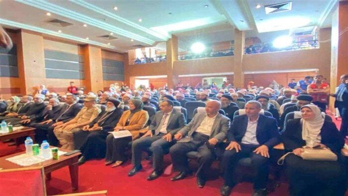 احتفاءً بذكرى 30 يونيو: تلاحم الشعب وقوة القيادة