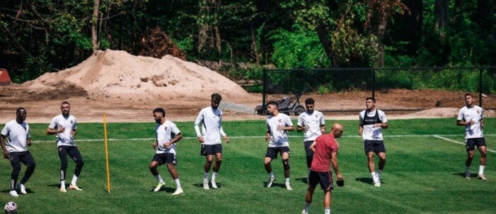 الأهلي يتيح للجمهور لمحة عن تدريباته قبل كأس العالم للأندية 2025
