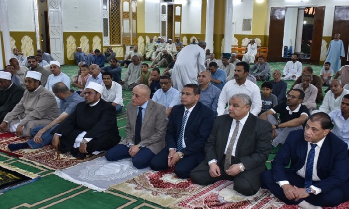 الاحتفاء بالعام الهجري الجديد: محافظ الأقصر يشارك مديرية الأوقاف في الاحتفال