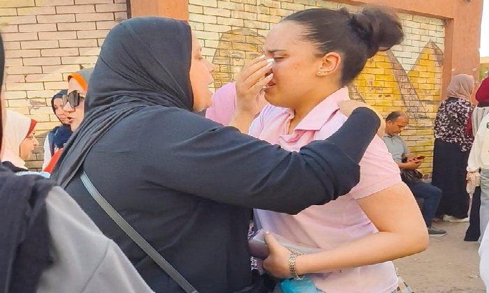 الضغط الدراسي: انهيار طالبة قبيل امتحان الثانوية بالإسكندرية