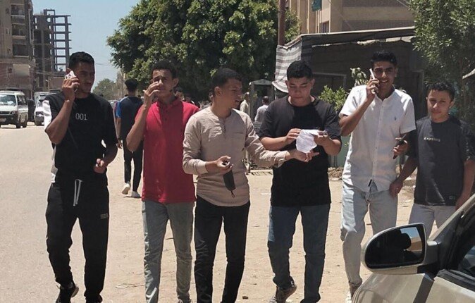 الطلاب في الفيوم يعبّرون عن استيائهم من امتحان اللغة الإنجليزية