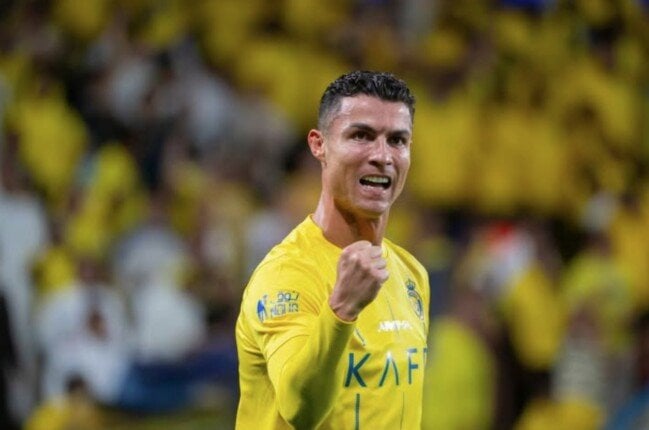 النصر ومفاوضات جديدة: تجديد عقد كريستيانو رونالدو حتى 2026