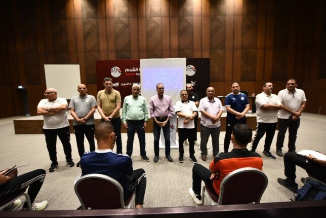 تدشين دورة تدريبية لرخصة تقنية الفار من اتحاد كرة القدم