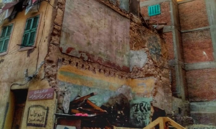 ثلاثة مصابين في انهيار جزئي لمبنى بحري بالإسكندرية