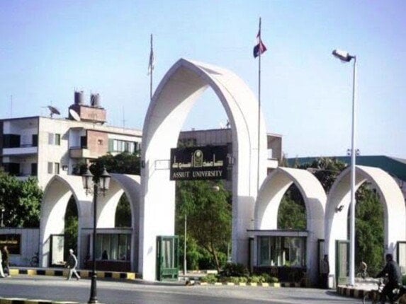 جامعة أسيوط تحقق قفزة كبيرة في تصنيف التايمز 2025