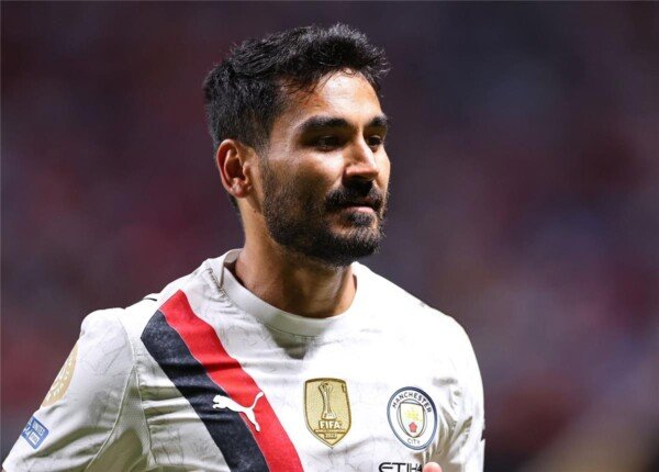 جوندوجان: فرحتي في مانشستر سيتي وحلمي بالاستمرار مع الفريق
