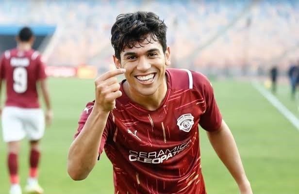 حظوظ محمد شكري في الأهلي تواجه صعوبات بسبب النجوم