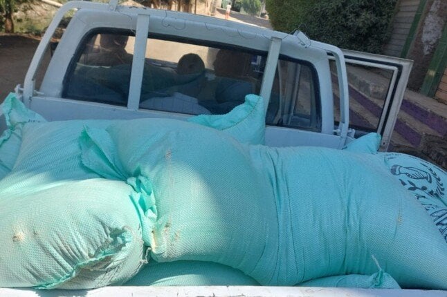 حملة مكثفة في أسيوط لضبط دقيق وأسمدة محظورة لحماية السوق والدعم