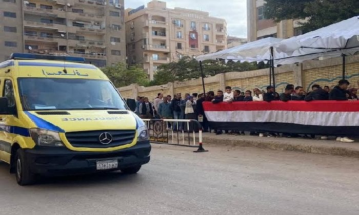 طالب الثانوية العامة يُنقل إلى المستشفى إثر تشنجات أثناء الامتحان في الفيوم