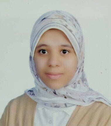 طالبة قنا المتفوقة تحلم بأن تُصبح مثل الدكتور مجدي يعقوب