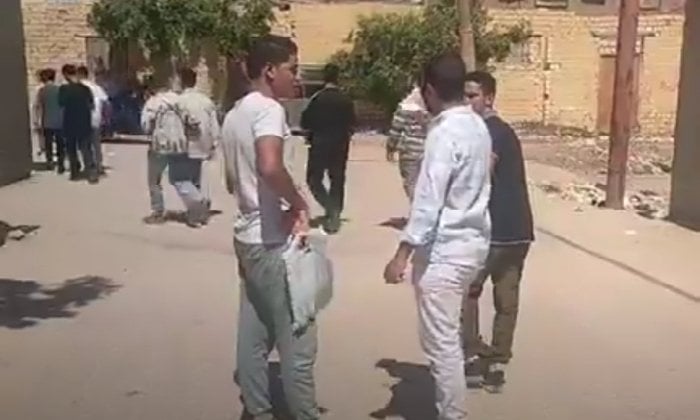 طلاب الثانوية الأزهرية بالفيوم: امتحان الصرف ينال إعجاب الجميع
