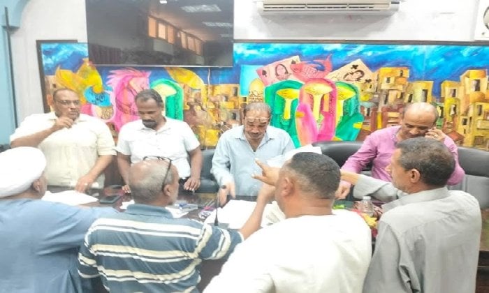 قوص: تسليم 89 عقد لتقنين أراضي الدولة للمستفيدين