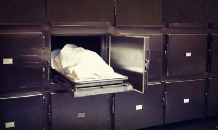 لحظات حرجة قبل الوداع: كشف تبديل جثمان سيدة في مشرحة زفتى