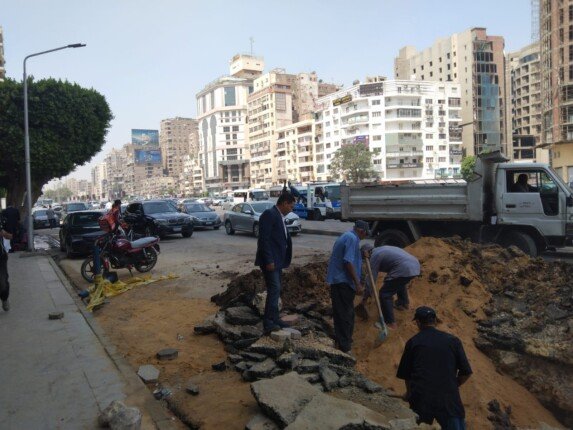 محافظ الجيزة: إصلاح كسر ماسورة مياه في شارع جامعة الدول العربية