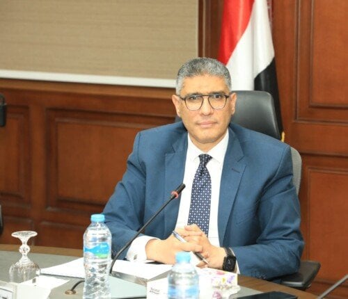 محافظ الجيزة: ضبط 2761 مخالفة تموينية متنوعة في شهر واحد