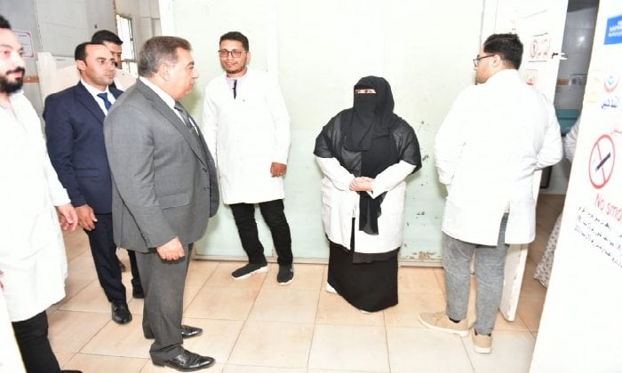 محافظ الدقهلية يزور حملة تبرع الدم في مستشفى بلقاس: حياة جديدة بجرعة دم