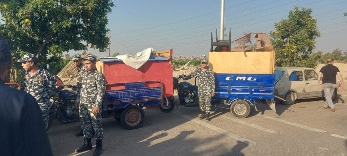 محافظ القليوبية يشرف على إزالة التعديات في بنها