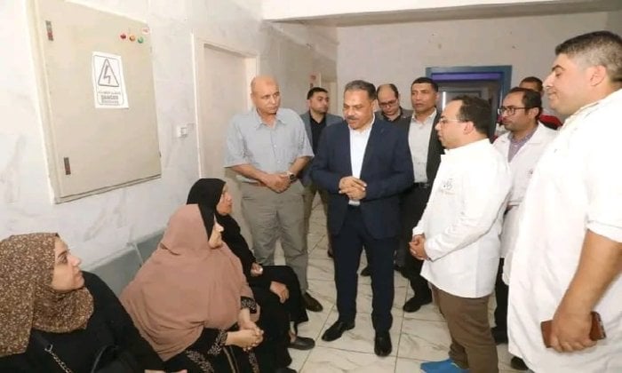 مفاجأة المحافظ: إحالة موظفين للتحقيق بعد زيارة مستشفى بلبيس المركزي