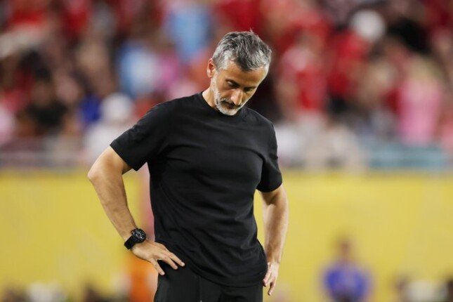 نجم الزمالك السابق ينتقد ريبييرو بشدة مطالبًا بتدخل النحاس