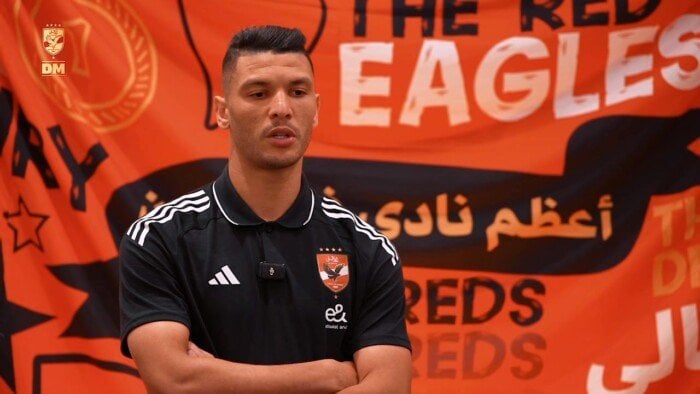 والد أشرف داري: ابني متشوق لمغامرته مع الأهلي وريبيرو