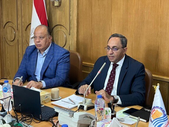 ورشة عمل لتطوير المخططات العمرانية بمحافظة قنا