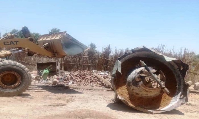 أسوان تتصدى لتعدين الذهب العشوائي: إزالة الطواحين واستعادة الأراضي المسلوبة