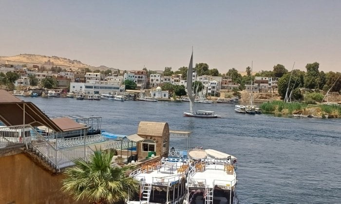 استئناف حركة النقل الجوي والنهرى واستعدادات قصوى لمواجهة الطقس فى أسوان