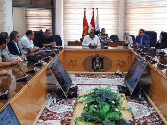 استعراض المخطط الشامل لكليتي الهندسة والتجارة في جامعة بورسعيد