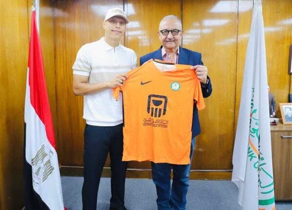 البنك الأهلي يضم عمرو الجزار لعقد يمتد لثلاث سنوات