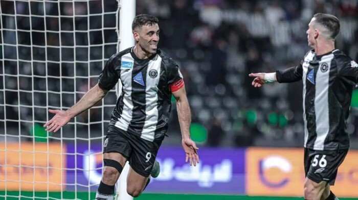 الهلال السعودي يرحب بعبد الرزاق حمد الله في صفوفه