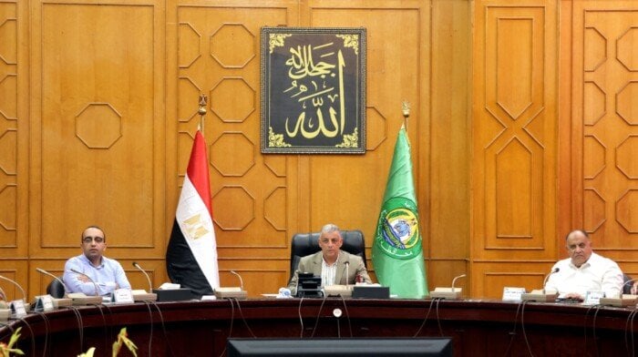 تحقيق الأمن الغذائي: أولويات محافظ الإسماعيلية في توفير الخبز النظيف