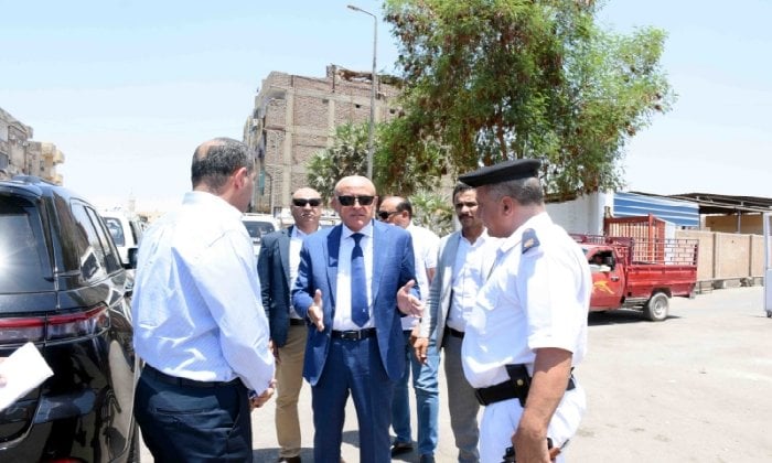 تحقيق تقدم: محافظ الأقصر يزور مشاريع تطوير البنية التحتية في منطقة سيالة بدران