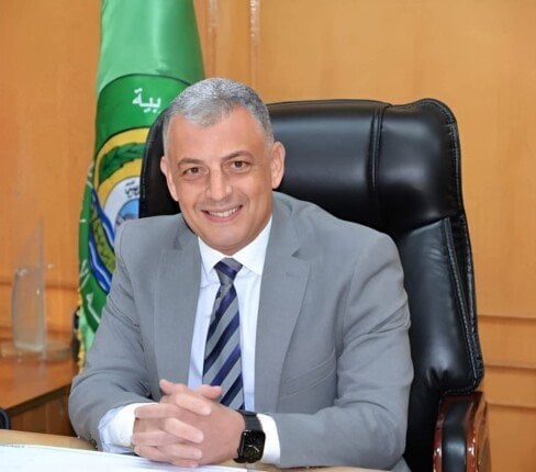 تهنئة أوائل الدبلومات الفنية في الإسماعيلية: إنجاز وتفوق يستحق الاحتفاء