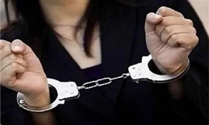 ثلاث سنوات سجناً لامرأة بتهمة خطف وابتزاز رجل تحت تهديد السلاح