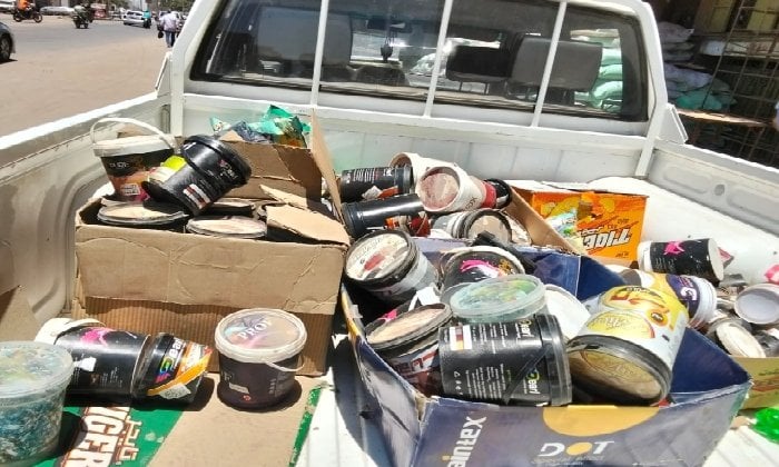 حملة تموينية بالفبوم تضبط مواد غذائية منتهية الصلاحية ودقيق مدعم