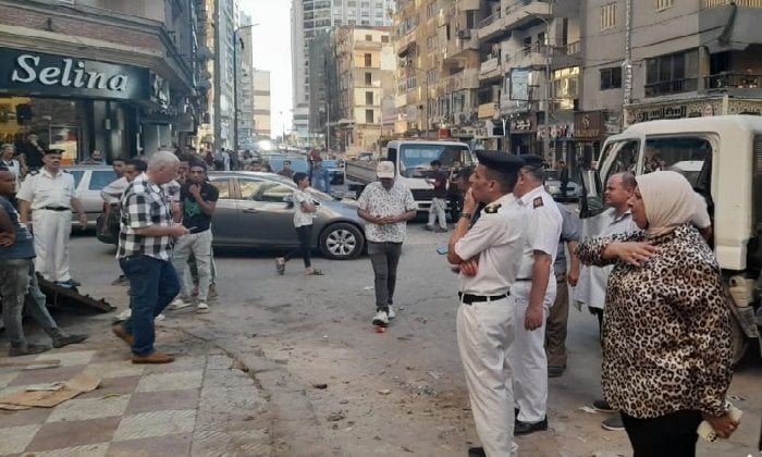 حملة شاملة لإزالة الإشغالات والتعديات في حي منتزة أول بالإسكندرية