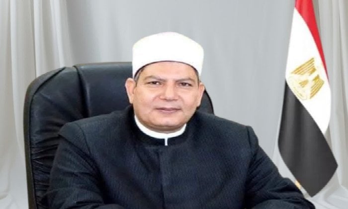 سقوط مئذنة مسجد سمنود يتسبب في أضرار للسيارات والبنية التحتية
