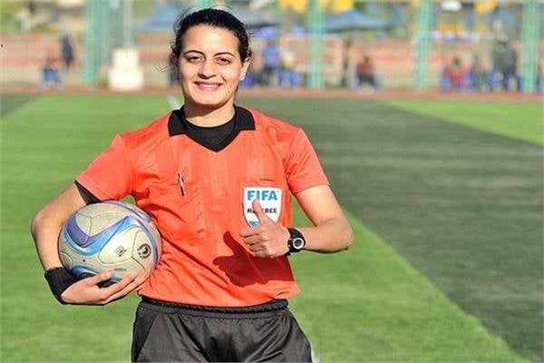 شاهندا المغربي تقود التحكيم في مواجهة السنغال والكونغو الديمقراطية بكأس أفريقيا النسائية