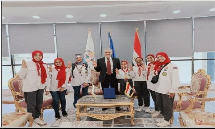 شباب بدر يعبّرون عن تقديرهم لرئيس جامعة أسوان لدعمه المستمر للشباب