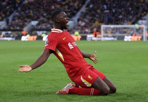 كوناتي يغادر ليفربول نحو ريال مدريد: صفقة محتملة تلوح في الأفق