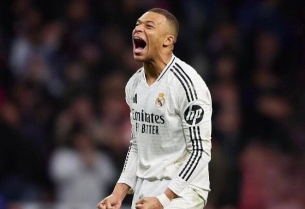 مبابي يستقبل القميص رقم 10 في ريال مدريد