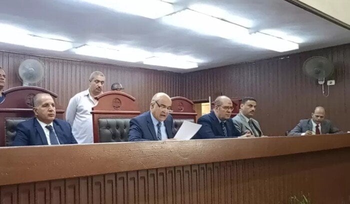 محكمة القليوبية تحكم بالسجن على متهمي مخدرات وخطف طفلة