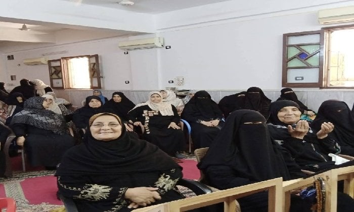 مرشدات بورسعيد: دروس نسائية حول فضل عاشوراء وتعمق في القرآن