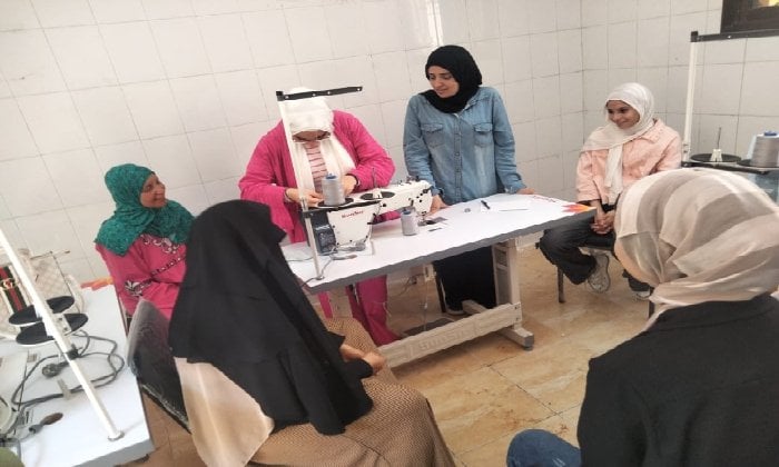 نساء زاوية صقر: من الخياطة إلى فرص العمل وتمكين الذات