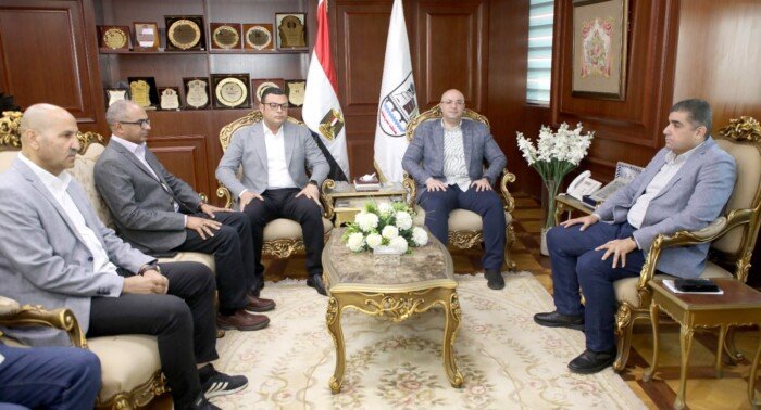 وزير الإسكان في زيارة لمحافظ بني سويف لتعزيز التعاون