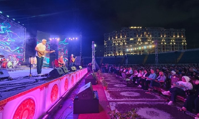 «وسط البلد» تنبض بالحياة خلال مهرجان الأوبرا الصيفي في الإسكندرية