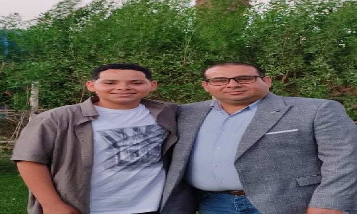 أب يفقد نجليه في حادث مأساوي ويعاني من ألم الفراق في الفيوم